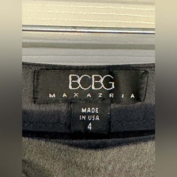 BCBG‎ MaxAzria Black Dress Pant - Picture 3 of 6